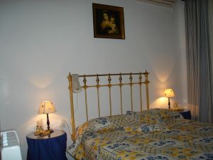 Dormitorio Casa Rural Celtitan